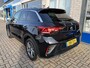 Volkswagen T-Roc 1.0 TSI R-Line / 2X R-LINE/ ACC/ APP-CONNECT/ PARK.SENSOREN V+A/ CAMERA/ STOELVERWARMING/ NAVI/ LANE-ASSIST/ IQ-LIGHT/ DIGITAL DASH/ RIJ-MODI/ CLIMA/ DAB/ ISOFIX/ 17'' LMV
