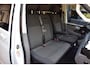 Volkswagen Transporter 2.0 TDI L2H1 Highline DSG Automaat 3-zits (3 persoons) | Org. NL | BPM Vrij | Trekhaak | LED | Adaptive Cruise Control | PDC V+A incl. Camera | Voorruit verwarming | DAB+ | Lichtmetalen velgen 19" |