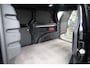 Volkswagen ID. Buzz Cargo 77 kWh SOH 96,56% | 204PK / 155kW, Wegklapbare trekhaak, LED Matrix (IQ.Lights), schuifdeuren links & rechts, multimedia pakket plus (navigatie, DAB+, draadloze telefoonlader), verwarmbaar multifunctioneel lederen stuurwiel, verwarmbare voorstoelen, verwarmbare voorruit, laadruimte met laadvloer, park assist, achterdeuren, 20" 'Solna' LMV, armleuningen, assistance pakket plus (achteruitrijcamera (rear view), parkeersensoren voor en achter (pdc)),, 2-zone climatronic, navigatie, alarm, spraakbediening etc.