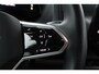Volkswagen ID. Buzz Cargo 77 kWh SOH 96,56% | 204PK / 155kW, Wegklapbare trekhaak, LED Matrix (IQ.Lights), schuifdeuren links & rechts, multimedia pakket plus (navigatie, DAB+, draadloze telefoonlader), verwarmbaar multifunctioneel lederen stuurwiel, verwarmbare voorstoelen, verwarmbare voorruit, laadruimte met laadvloer, park assist, achterdeuren, 20" 'Solna' LMV, armleuningen, assistance pakket plus (achteruitrijcamera (rear view), parkeersensoren voor en achter (pdc)),, 2-zone climatronic, navigatie, alarm, spraakbediening etc.