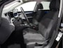 Volkswagen Golf 1.5 eTSI 115pk DSG Life Edition Navigatie Camera Acc Led Privacy glas 17"lm Digital Cockpit 240