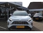 Toyota RAV4 2.5 HYBRID AWD EXECUTIVE TREKHAAK STUUR/STOEL/VOORRUITVERW.  EL-ACHTERKLEP DODEHOEK DETECTIE EL-STOELEN MET GEHEUGENFUNCTIE PARK-SENSOREN KEYLESS 1650KG-TREKGEWICHT