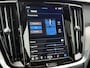 Volvo V60 T6 Plug-in hybrid AWD AUT8 Plus Bright | Super Deal | Panoramadak | Stoel- & Stuurwielverwarming | Premium audio by Harman Kardon | 20” lichtmetalen velgen | All-season banden | Sportstoelen | Elektrisch bedienbare voorstoelen met geheugen