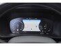 Volvo XC40 T5 262PK Automaat Recharge R-Design / BLIS / Stoel - en stuurwielverwarming / Leder met alcantara interieur / Parkeersensoren met 360 camera / Keyless entry / Elektrische stoelen met geheugen / Panoramadak / Harman kardon