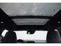 Volvo XC40 T5 262PK Automaat Recharge R-Design / BLIS / Stoel - en stuurwielverwarming / Leder met alcantara interieur / Parkeersensoren met 360 camera / Keyless entry / Elektrische stoelen met geheugen / Panoramadak / Harman kardon