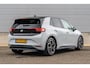 Volkswagen ID.3 204pk First Plus 58 kWh | SoH 93 % | Achteruitrijcamera | Stoelverwarming | Navigatie