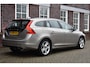 Volvo V60 2.4 D6 AWD Plug-In Hybrid Summum - 1e Eigenaar! Wij zijn op afspraak geopend! Graag bellen voor uw komst.