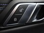 BMW 3-Serie Touring 330e xDrive | M-Pakket | Panoramadak | HUD | Curved Display | Ele.verstelbare stoelen + Geheugen | Camera | Apple CarPlay/Android Auto | Standkachel | Adaptieve Cruise Control | BMW LED |