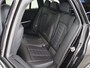 BMW 3-Serie Touring 330e xDrive | M-Pakket | Panoramadak | HUD | Curved Display | Ele.verstelbare stoelen + Geheugen | Camera | Apple CarPlay/Android Auto | Standkachel | Adaptieve Cruise Control | BMW LED |