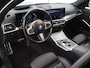 BMW 3-Serie Touring 330e xDrive | M-Sport | Panoramadak | HUD | Curved Display | Ele.verstelbare stoelen + Geheugen | Camera | Apple CarPlay/Android Auto | Standkachel | Adaptieve Cruise Control | BMW LED |