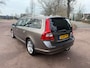 Volvo V70 2.5FT Summum / Navi / Leder / Xenon / Apk / Trekhaak / BT