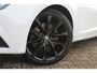SEAT Leon ST 1.5 TSI FR Ultimate Edition Black | Pano | incl. 12 maanden garantie | Beats Audio | Stoelverwarming | Sportstoelen | Schakelflippers | Camera | App Connect | Sfeerverlichting | Adaptive cruise | Lane assist | Draadloze mobiel lader | Climate control | 18" Performance velgen | PDC V+A | Trekhaak | LED verlichting |