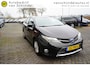 Toyota Auris Touring Sports 1.8 HYBRID PERFECT ONDERHOUDEN STOELVERWARMING 1/2 LEDER CAMERA ECC AIRCO CRUISECONTROL BLUETOOTH PARKEERSENSOREN V+A ENZ...