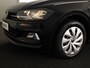 Volkswagen Polo 1.0 TSI Comfortline Business 95 PK | Navigatie | Parkeersensoren voor en achter | Automatische airco |