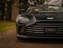 Aston Martin V12 Vantage Roadster | Nr. 211/249 | Pentland Green by Q | Briljant!