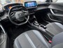 Peugeot e-2008 EV Allure 50 kWh [89% SoH | Pano | StoelVW | Keyless | Carplay | Dealer OH]