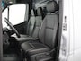 Mercedes-Benz Sprinter 319 CDI | Aut. | L2 H2 | Select | LED Koplampen | 3-zits | Achteruitrijcamera | Navigatie | Apple Carplay/Android Auto | 3500 KG. AHW | Distronic Plus | LM Velgen | Certified