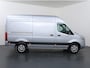 Mercedes-Benz Sprinter 319 CDI | Aut. | L2 H2 | Select | LED Koplampen | 3-zits | Achteruitrijcamera | Navigatie | Apple Carplay/Android Auto | 3500 KG. AHW | Distronic Plus | LM Velgen | Certified