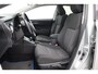 Toyota Auris Touring Sports 1.8 Hybrid Lease Pro | Panoramadak | Navigatie | Stoelverwarming | Parkeersensoren voor/achter | Cruise Control | Clima | Camera | 17 inch | Bluetooth