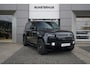 Land Rover Defender 110 2.0 P300e 110 X-Dynamic SE | Schuif/Kantel Dak | Verwarmde voorstoelen | Heritage Wheels | Side Steps | Extended Black Pack |