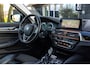 BMW 5-Serie Touring 520i Sportline Trekhaak I Stuur & stoelverwarming I Trekhaak I Sfeerverlichting I Leder I Camera I Led