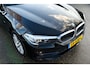 BMW 5-Serie Touring 520i Sportline Trekhaak I Stuur & stoelverwarming I Trekhaak I Sfeerverlichting I Leder I Camera I Led