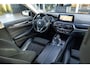 BMW 5-Serie Touring 520i Sportline Trekhaak I Stuur & stoelverwarming I Trekhaak I Sfeerverlichting I Leder I Camera I Led