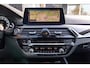 BMW 5-Serie Touring 520i Sportline Trekhaak I Stuur & stoelverwarming I Trekhaak I Sfeerverlichting I Leder I Camera I Led