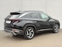 Hyundai Tucson 1.6 T-GDI PHEV Comfort Smart 4WD / Afn. Trekhaak / Dealer Onderhouden / Camera / Navigatie / Stoel Verwarming / Stuurwiel Verwarming / Dodehoek Detectie / Cruise control adaptief met Stop & Go / Apple Carplay & Android Auto / KRELL Audio /