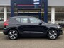 Volvo XC40 Recharge P8 AWD R-Design / Automaat / NL-Auto / Dealer-Onderhouden / Pilot-Assist / Standkachel / Stuur- en Stoelverwarming / Elektr.-Wegklapbare Trekhaak / LED / Keyless / Dodehoek-Detectie / Elektr.-Achterklep / Apple-Carplay & Android-Auto / DAB Radio-Bluetooth / Navi / PDC V+A / 19'' LMV / ENZ.