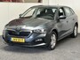 Skoda Scala 1.0 TSI CRUISE CONTROL AIRCO APPLE CARPLAY/ANDROID BLUETOOTH MEDIA VOORBEREIDING RIJSTROOKSENSOREN PDC ZEER MOOI !! 3010 DEK