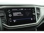 Volkswagen T-Roc 1.0 TSI 110pk H6 Style Trekhaak Stoelverwarming Parkeersensoren Navigatie