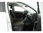 Volkswagen T-Roc 1.0 TSI 110pk H6 Style Trekhaak Stoelverwarming Parkeersensoren Navigatie