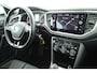 Volkswagen T-Roc 1.0 TSI 110pk H6 Style Trekhaak Stoelverwarming Parkeersensoren Navigatie