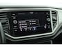 Volkswagen T-Roc 1.0 TSI 110pk H6 Style Trekhaak Stoelverwarming Parkeersensoren Navigatie