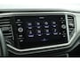 Volkswagen T-Roc 1.0 TSI 110pk H6 Style Trekhaak Stoelverwarming Parkeersensoren Navigatie