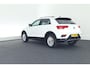 Volkswagen T-Roc 1.0 TSI 110pk H6 Style Trekhaak Stoelverwarming Parkeersensoren Navigatie