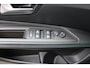 Peugeot 3008 1.6 HYbrid 225 Active Pack Business | Achterbank in delen neerklapbaar | Achteruitrijcamera | Alarm klasse 1(startblokkering)