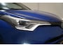 Toyota C-HR 1.8 Hybrid Bi-Tone [ Nav Camerea Stoel&Stuurverwarming clima Navi]
