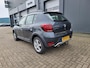 Dacia Sandero TCe 90 Stepway Laureate | Navigatie | Trekhaak | Licht metalen velgen |