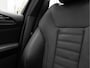 BMW X3 sDrive20i xLine - Pano - Trekhaak - Head-Up - Camera - Hifi