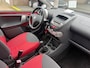 Peugeot 107 1.0-12V XS Urban Move 5DRS. 2007128000KM 1995EU