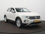 Volkswagen T-Roc 1.5 TSI Style DSG / Virtual / Adap. Cruise / Side-Assist /