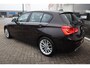BMW 1-Serie 120i CENTENNIAL HIGH EXECUTIVE APPLE CARPLAY|PANORAMADAK|DEALERONDERHOUDEN