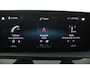 Mercedes-Benz A-klasse 180 Business Solution AMG (PANORAMADAK, STOELVERWARMING, ELEKTRISCHE STOELEN-, SFEERVERLICHTING, NL-AUTO)