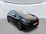 Volkswagen ID.3 First Plus 58 kWh Navigatie / Stoelverwarming / Clima / App-connect / Achteruitrijcamera + Parkeersensoren