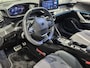 Peugeot 2008 1.2 Hybrid 136 GT | Navigatie | Camera Voor en Achter | Apple Carplay en Android Auto | Two Tone Lak | Keyless Entry en Start | Dode Hoek Detectie | Draadloze Telefoonlader |