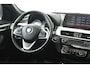 BMW X1 SDrive20i VDL Nedcar Edition (PANORAMADAK, ACHTERUITRIJCAMERA, STOELVERWARMING, DEALER ONDERHOUDEN)