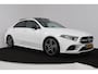 Mercedes-Benz A-klasse 180 Business Solution AMG (PANORAMADAK, STOELVERWARMING, ACHTERUITRIJCAMERA, PARKEERSENSOREN)