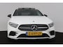 Mercedes-Benz A-klasse 180 Business Solution AMG (PANORAMADAK, STOELVERWARMING, ACHTERUITRIJCAMERA, PARKEERSENSOREN)